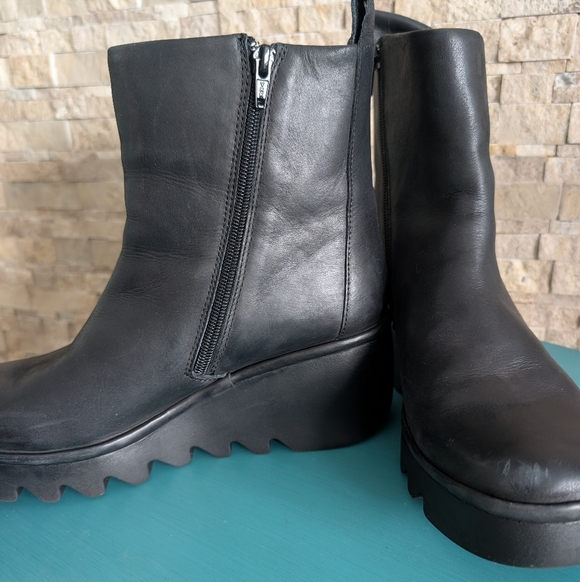 Fly London Baan Platform Ankle Lug Boots Chunky Minimalist Sz EU 42/US Men 9 - Picture 7 of 13